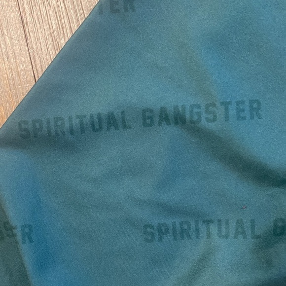 SPIRITUAL GANGSTER LOVE LEGGINGS IN DARK GREEN W/SPELLOUT IN REFLECTIVE VINYL - Picture 12 of 12